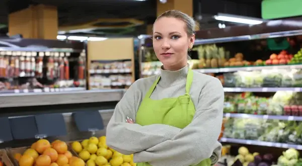 Ile można zarobić na sklepie spożywczym? Odkryj realne zarobki